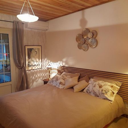 Le Val Rambaud Bed & Breakfast Saint-Denis Exterior foto